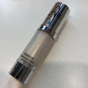 Danessa Myricks prism fx hydrating lotion in gold